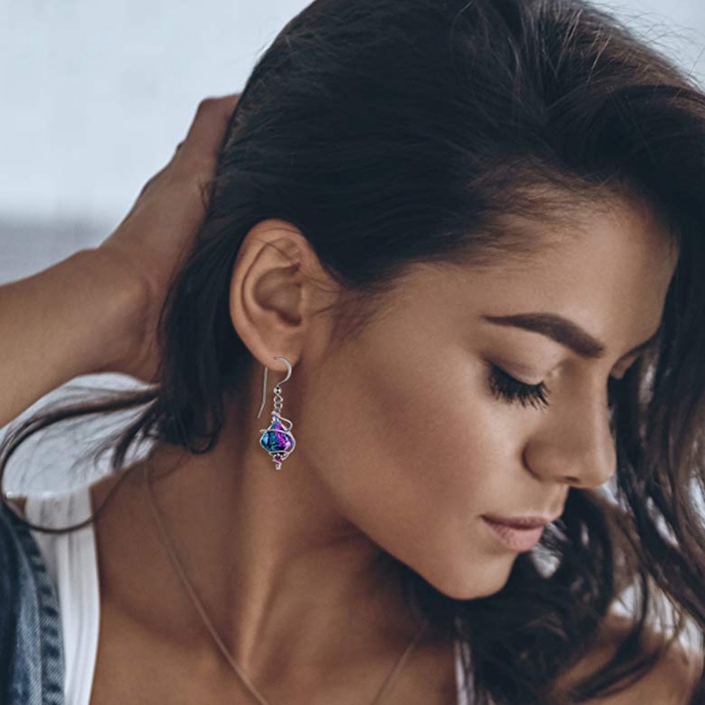 Earings - Picture 2 of 3